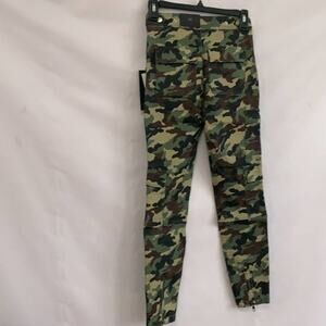 NWT BLUE REVIVAL TEDDY CARGO SKINNY ANKLE‎ …